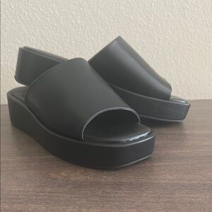 ShuShop Black Platform Slide Sandals